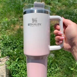 LIMITED EDITION TARGET Stanley Quencher Parfait Ombre 40oz